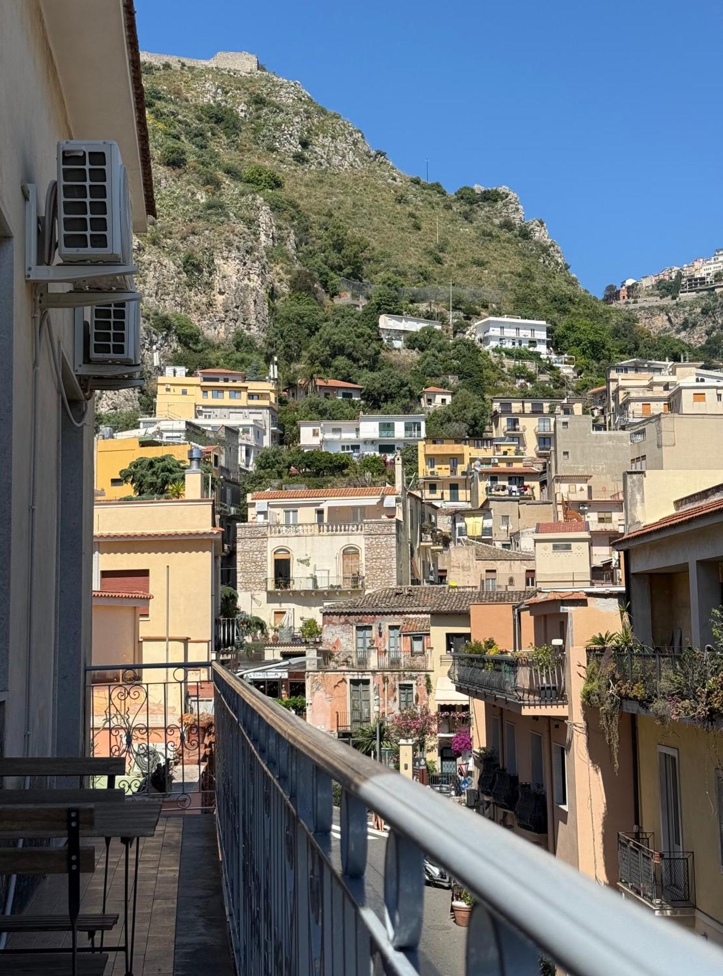 Porta Messina Rooms Taormina Exterior foto